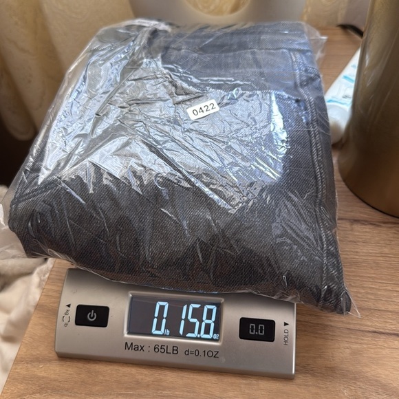 Good American good curve faded black raw hem Jean - Picture 6 of 6